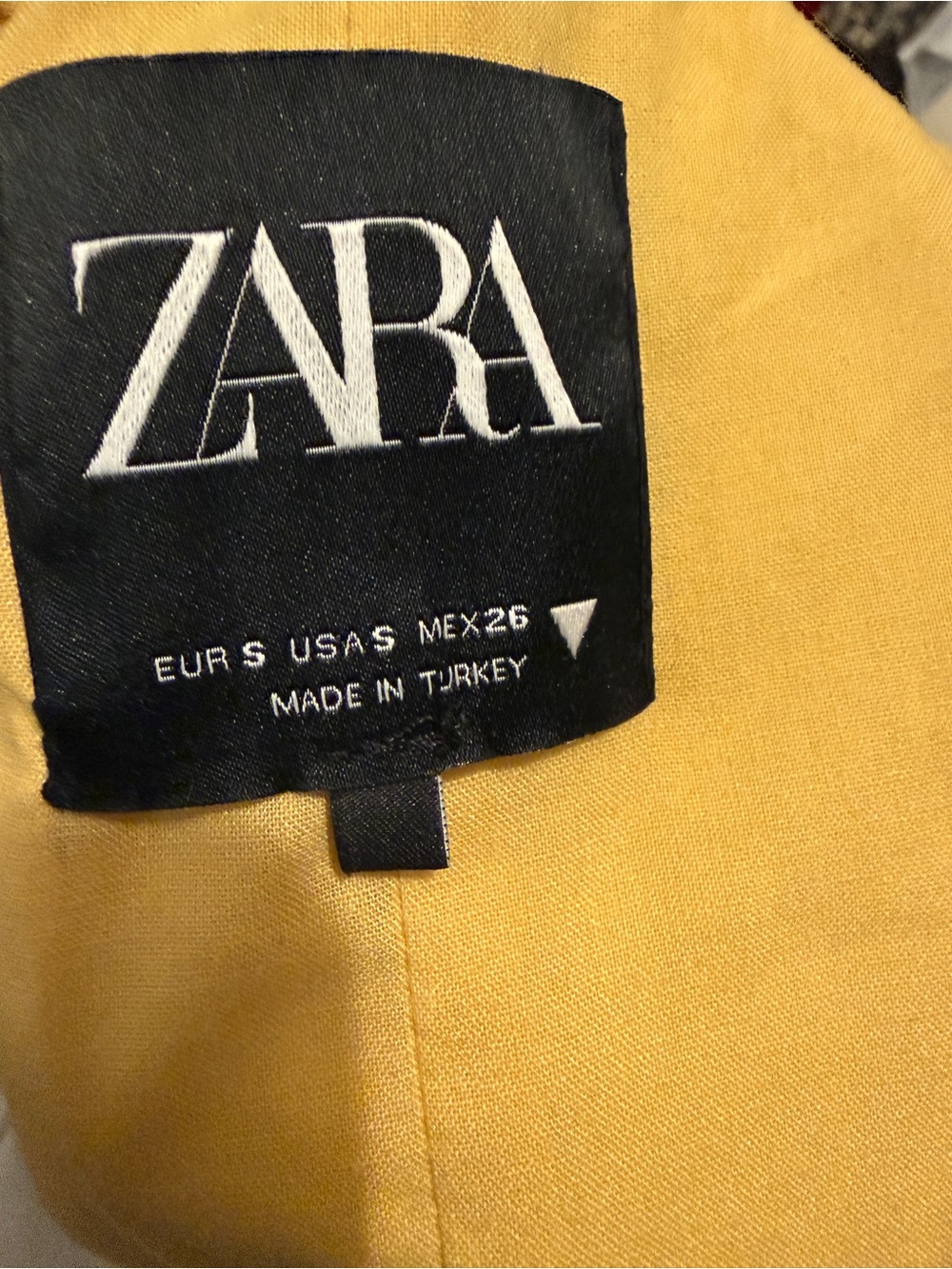 ZARA Mustard Yellow Sleeveless Tie-Front Cropped Vest - Picture 3 of 3